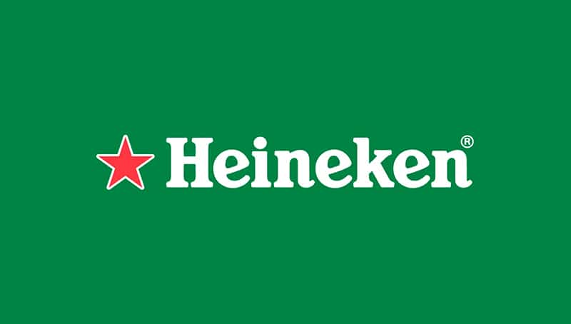 logo da heineken em funco verde